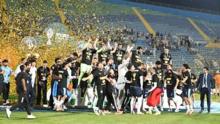 وزير الشباب يهنئ بيراميدز بتتويجه ببطولة كأس السوبر الإفريقي
