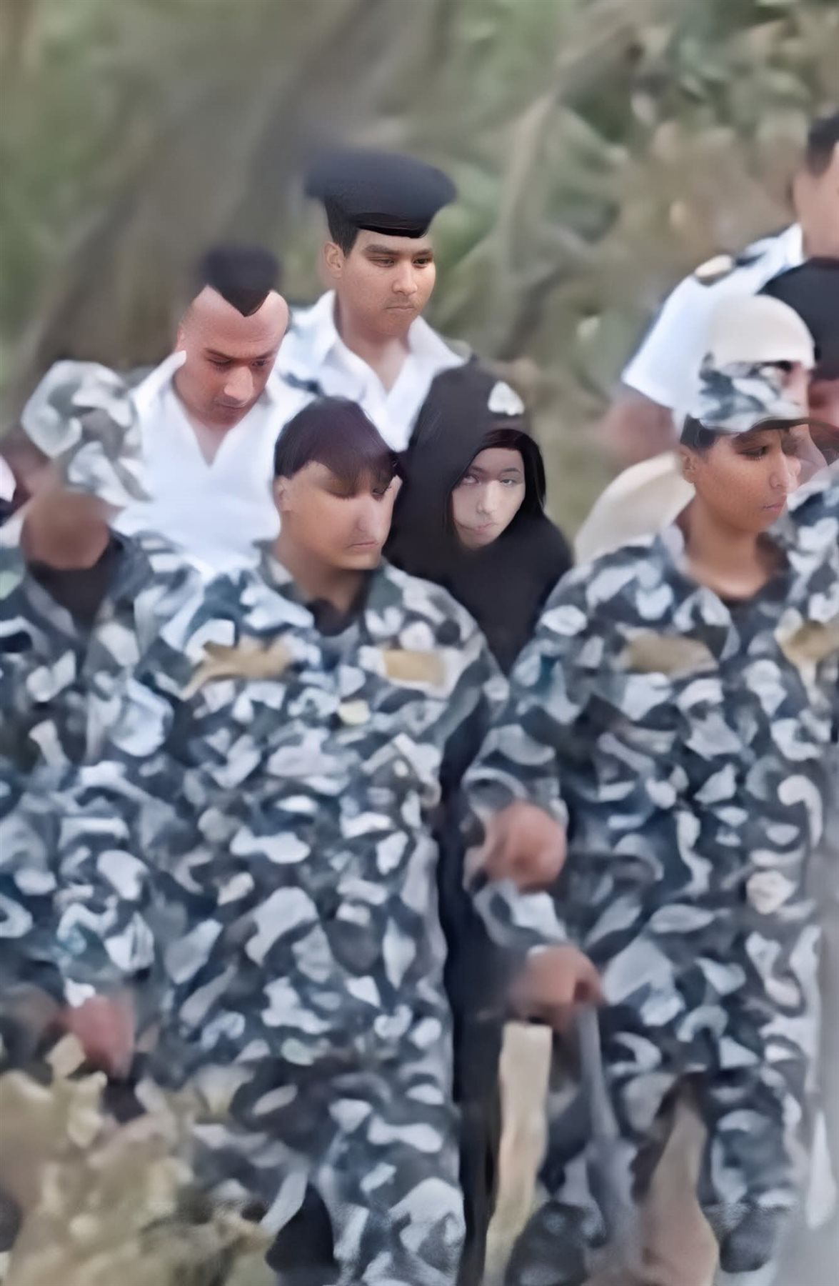 شاهد.. كيف نفذ طفل جريمة الإسماعيلية المروّعة؟