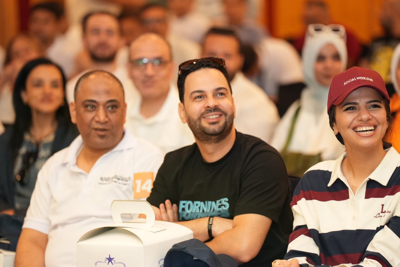 توفير بيئة عمل إيجابية حجر الأساس في تطوير الأداء المؤسسي