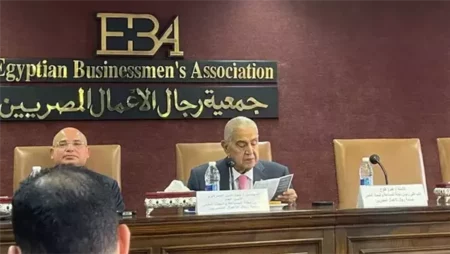 12% من تجارة العالم تمر سنويًا عبر القناة