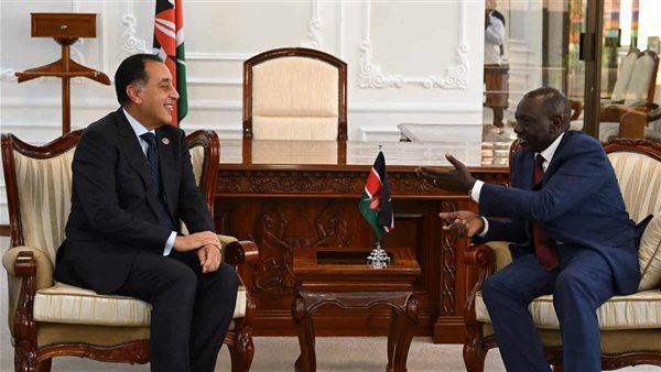 الرئيس الكيني يلتقى رئيس الوزراء لبحث مجالات التعاون المشترك الرئيس الكيني يلتقى رئيس الوزراء لبحث مجالات التعاون المشترك