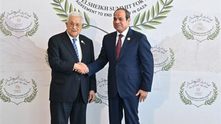 رئاسة الجمهورية: ستظل مصر سنداً للشعب الفلسطيني وداعمة لحقوقه المشروعة رئاسة الجمهورية: ستظل مصر سنداً للشعب الفلسطيني وداعمة لحقوقه المشروعة