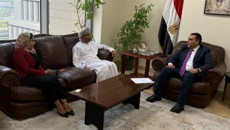 رئيس التمثيل التجاري المصري يفتتح البرنامج التدريبي للملاحق التجاريين العُمانيين رئيس التمثيل التجاري المصري يفتتح البرنامج التدريبي للملاحق التجاريين العُمانيين
