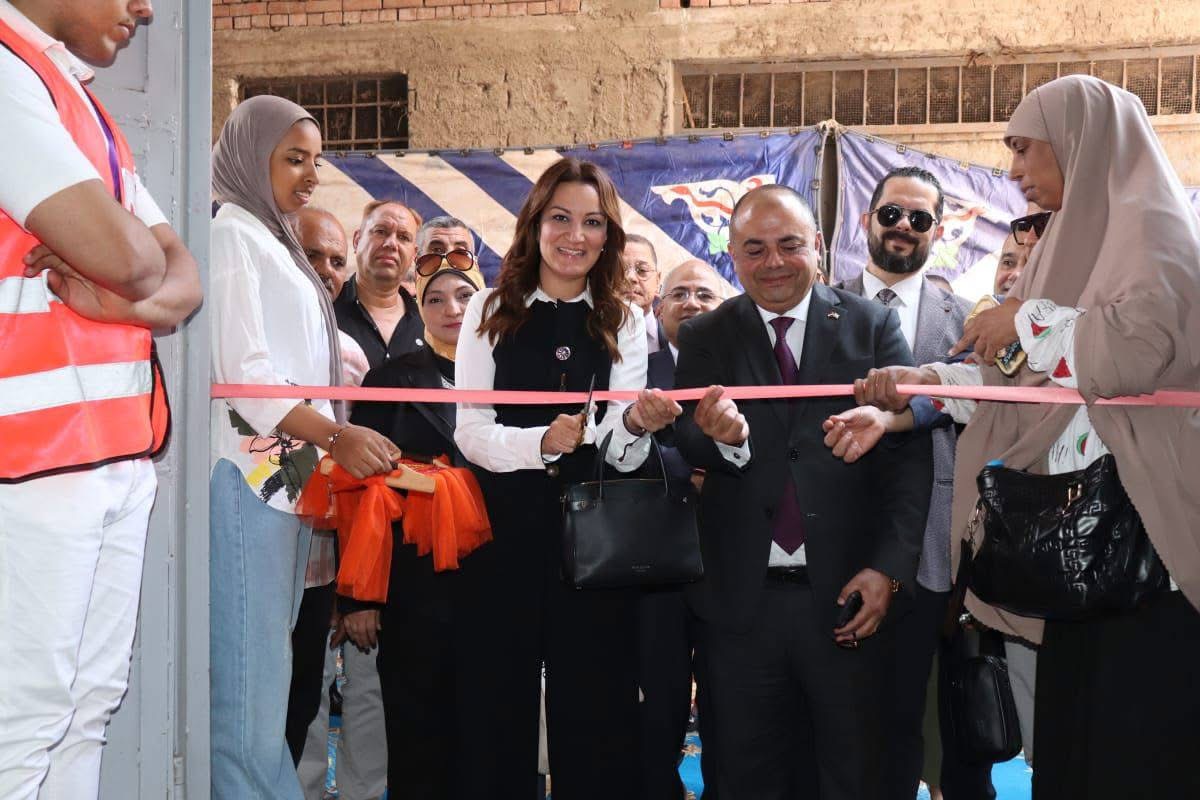 افتتاح مشروع "فيد واستفيد" للحرف والأعمال اليدوية بمنشأة القناطر