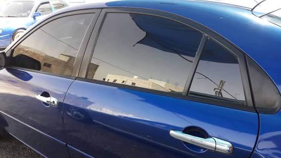 تعرف على عقوبات تركيب الفاميه والستائر على زجاج السيارات في مصر