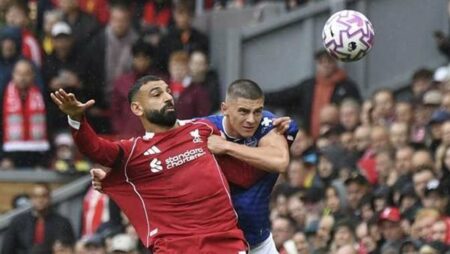 جالطة سراي يخطط لخطف محمد صلاح في صفقة تاريخية خلال انتقالات يناير 2026