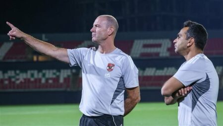 دوري أبطال أفريقيا.. محاضرة فنية للأهلي اليوم استعدادًا لمباراة إيجل نوار