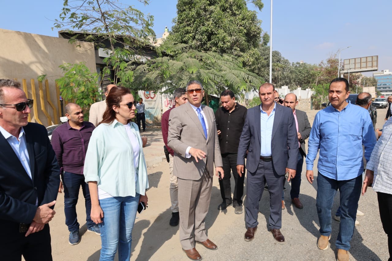 محافظ الجيزة يتفقد اللمسات النهائية لأعمال التطوير والتجميل استعدادًا لافتتاح المتحف المصري الكبير