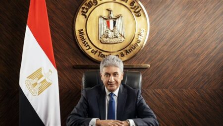 الحكومة تمد مهلة مبادرة التسهيلات التمويلية للقطاع الفندقي 6 أشهر إضافي