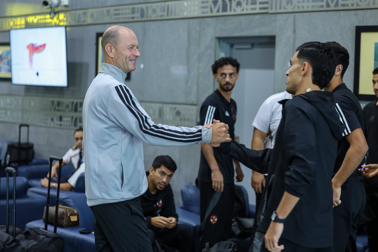 دوري أبطال أفريقيا| بعثة الأهلي تطير إلى بوروندي لمواجهة إيجل نوار.. صور