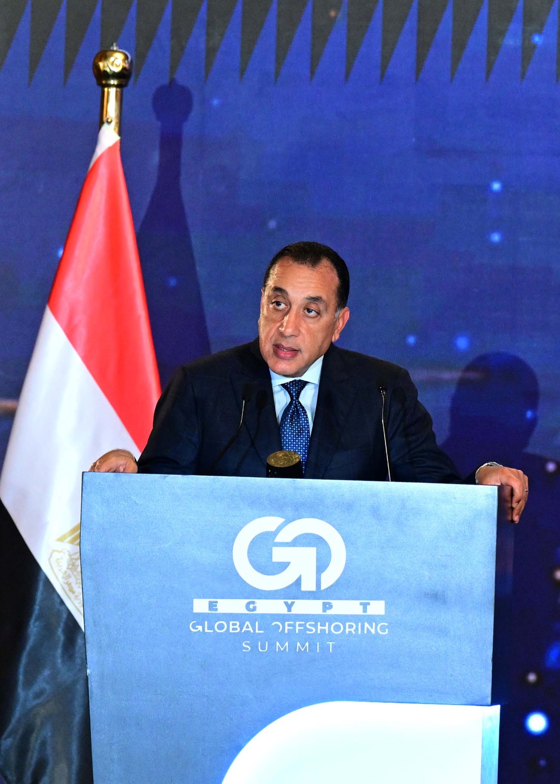 رئيس الوزراء: "شعبنا بحقّ أعظم ثرواتنا"