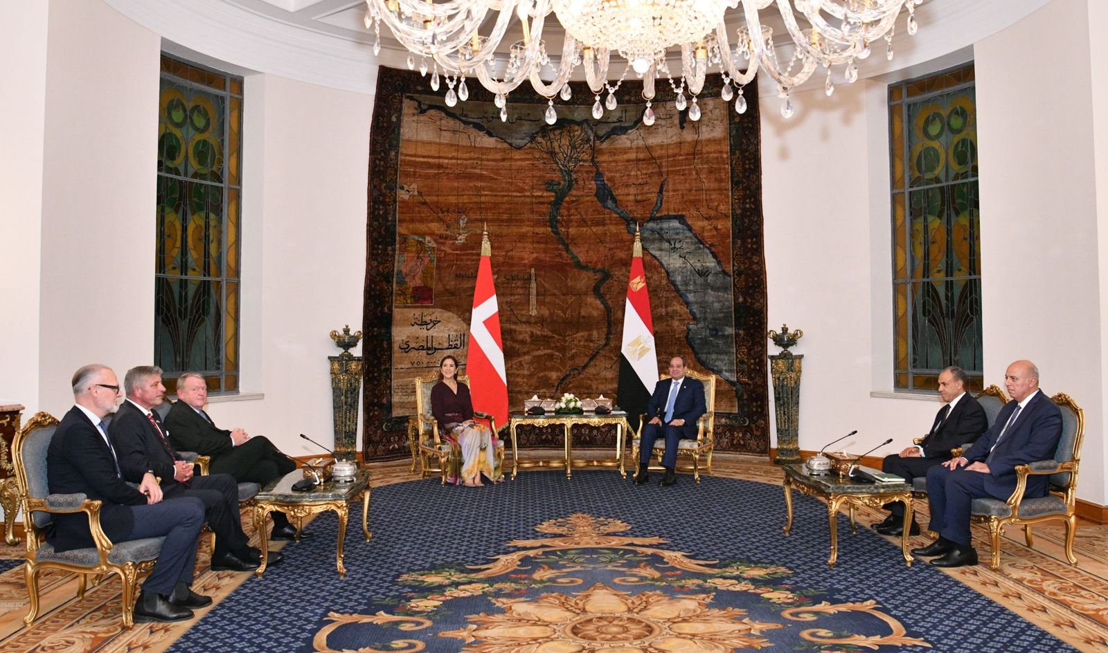 السيسي يستقبل رؤساء ألمانيا ووزراء دول تجمع البنلوكس وملكة الدنمارك.. "فيديو وصور"