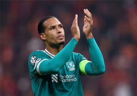 فان دايك في رسالة نارية قبل مواجهة أستون فيلا: على الجميع إظهار حقيقته