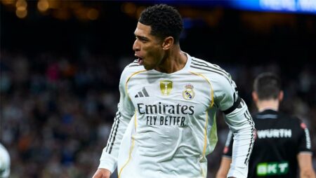 فينيسيوس يهدر ركلة جزاء وبيلينجهام يسجل هدف ريال مدريد الثالث أمام فالنسيا