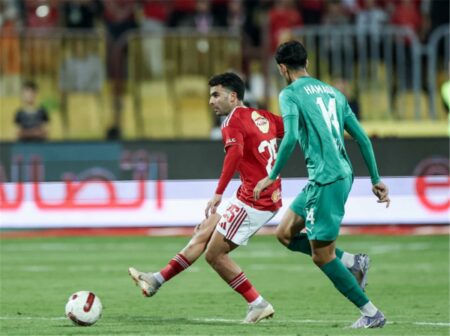 فيديو | زيزو يهدر ركلة جزاء لـ الأهلي أمام المصري