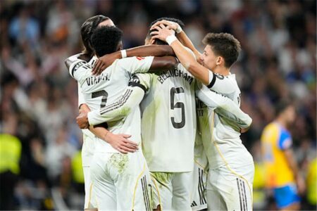 تقارير: نجم ليفربول على رادار ريال مدريد تمهيدًا لضمه في يناير تقارير: نجم ليفربول على رادار ريال مدريد تمهيدًا لضمه في يناير