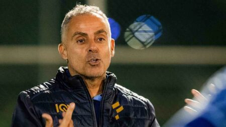 محامي جوميز يفتح النار عبر بطولات بعد إيقاف القيد: الزمالك تنصل من الاتفاق محامي جوميز يفتح النار عبر بطولات بعد إيقاف القيد: الزمالك تنصل من الاتفاق