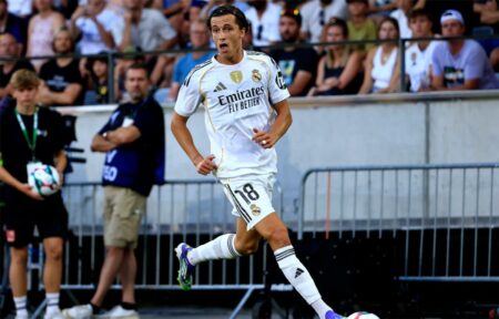 فيديو | صاروخية.. كاريراس يسجل هدف ريال مدريد الرابع أمام فالنسيا