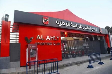 بعد الوقفة الاحتجاجية.. شوبير: قرار الأهلي قدوة للأندية الأخرى