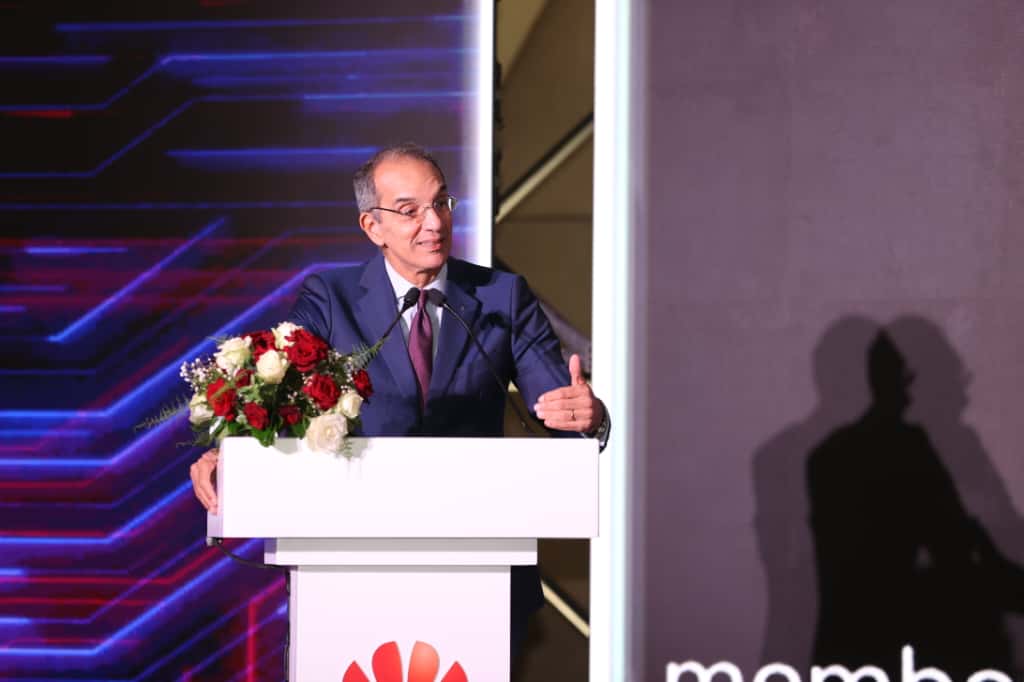 وزير الاتصالات يشهد احتفالية هواوي بمرور 25 عامًا في مصر