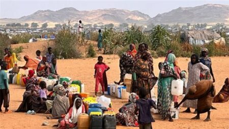 الأوضاع بالسودان.. الأزمة تتفاقم في شمال دارفور مع استمرار العنف والنزوح الأوضاع بالسودان.. الأزمة تتفاقم في شمال دارفور مع استمرار العنف والنزوح