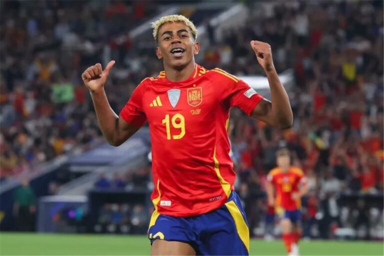 إداري برشلونة السابق: منتخب إسبانيا يريد إصابة لامين يامال.. اذهبوا إلى الجحيم