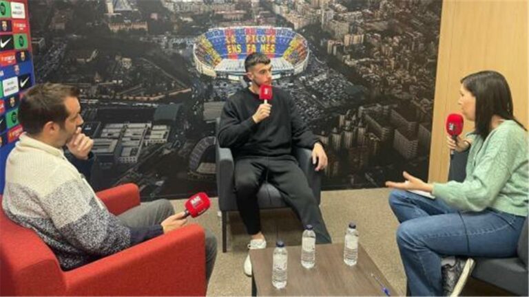 خوان جارسيا يكشف رد فعل لاعبي برشلونة بعد زيارة ميسي.. ويصرح: عانيت من العانة أيضًا خوان جارسيا يكشف رد فعل لاعبي برشلونة بعد زيارة ميسي.. ويصرح: عانيت من العانة أيضًا