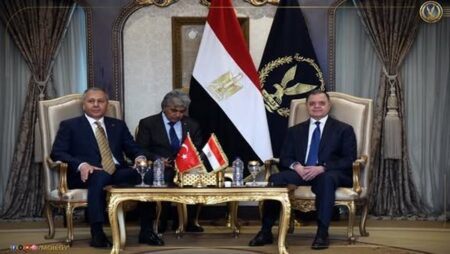 وزير الداخلية يستقبل نظيره التركى لبحث تعزيز التعاون الأمنى بين البلدين