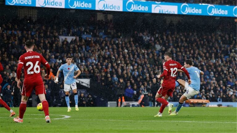 رجل مباراة مانشستر سيتي وليفربول في الدوري الإنجليزي رجل مباراة مانشستر سيتي وليفربول في الدوري الإنجليزي