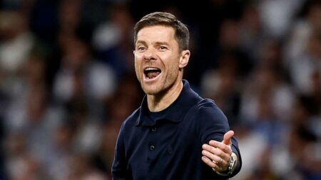 رغم صعوبة الصفقة.. ريال مدريد يقطع وعدًا لـ ألونسو بضم لاعب ليفربول