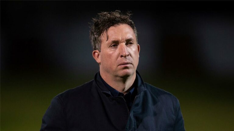 فاولر: ليفربول يفتقد لاعبه السابق ولا أفهم لماذا تتجاهلوه