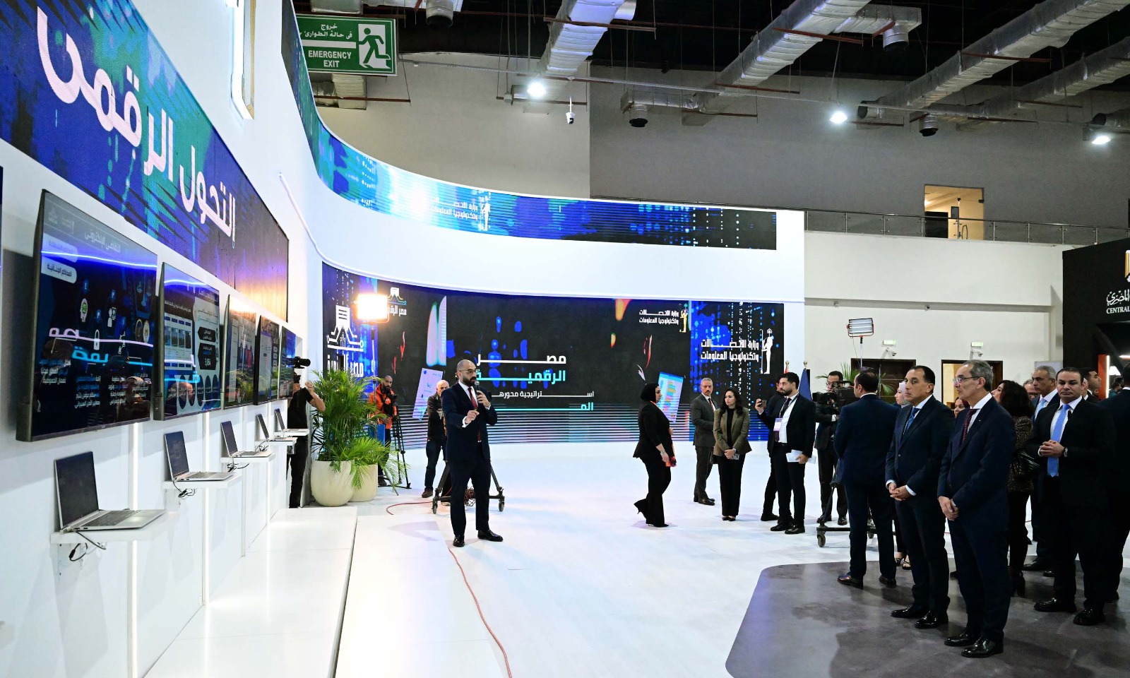 رئيس الوزراء يفتتح مؤتمر القاهرة الدولي للتكنولوجيا بالشرق الأوسط وأفريقيا .. صور