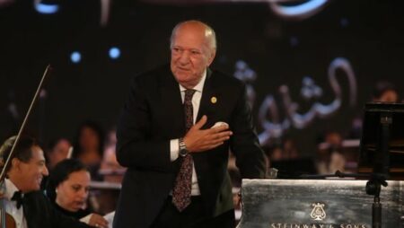 الرئيس السيسى يوجّه بمتابعة الحالة الصحية للفنان عمر خيرت