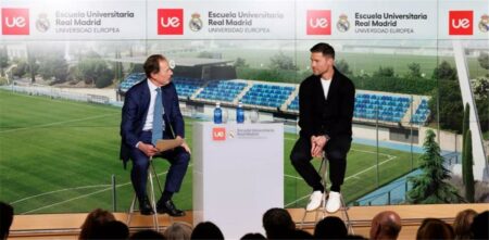 ألونسو: تجربتي في ليفربول ساعدتني كثيرًا.. ودخلت مهنة التدريب لهذه الأسباب