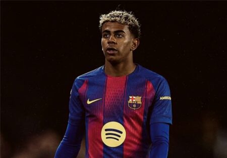 لامين يامال يعلق على عودة برشلونة للعب على كامب نو لامين يامال يعلق على عودة برشلونة للعب على كامب نو