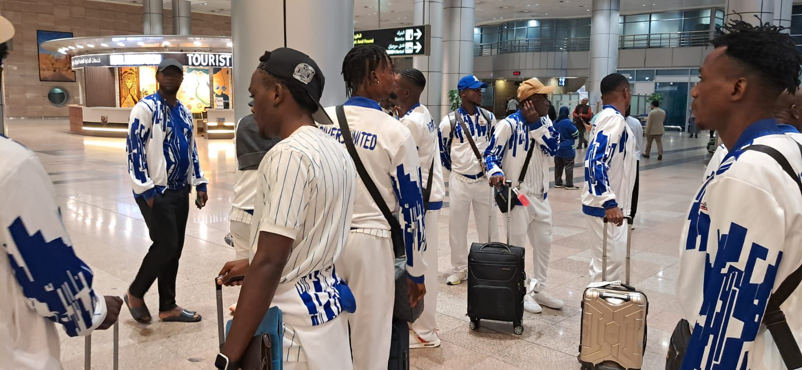 دوري أبطال أفريقيا.. بعثة ريفرز النيجيري تصل القاهرة لمواجهة بيراميدز| صور