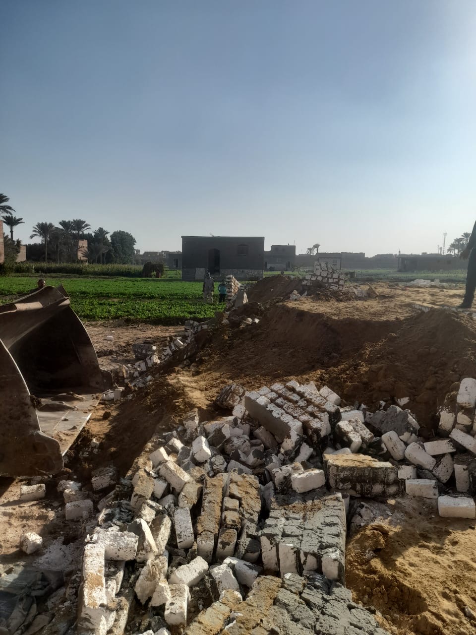 محافظ الجيزة: تنفيذ 25 حالة إزالة لمخالفات البناء والتعديات على الأراضي الزراعية بـ6 مناطق