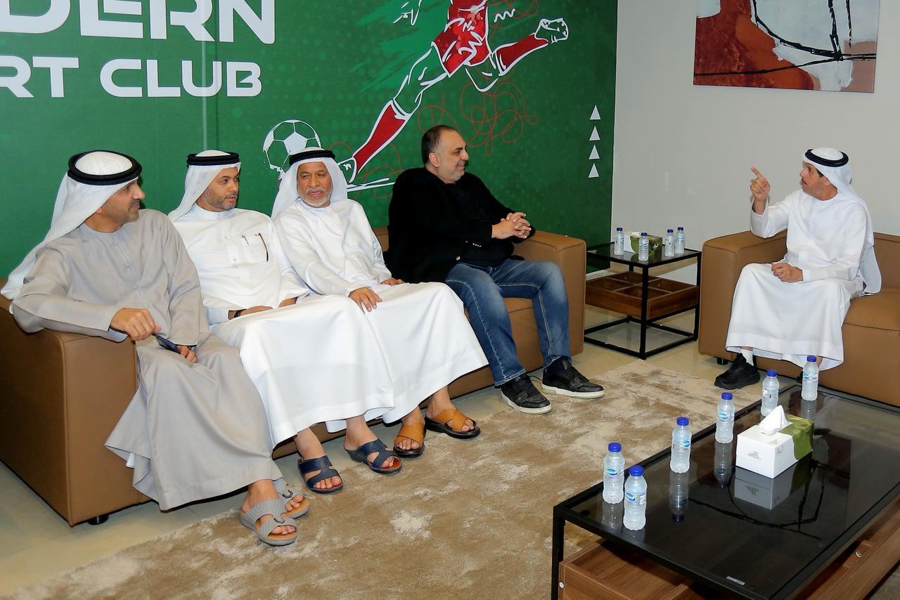 بالصور.. وليد دعبس يفتتح مقر مودرن سبورت الجديد في الإمارات