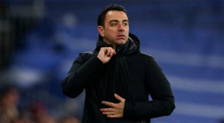 حقيقة عودة تشافي إلى برشلونة