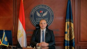 إلزام صناديق التأمين الحكومية بالاستثمار في وثائق صناديق الاستثمار المفتوحة في الأسهم