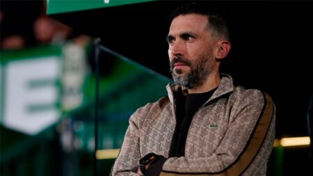 مدرب إلتشي منفعلًا بعد التعادل مع ريال مدريد: ما حدث يثير الغضب مدرب إلتشي منفعلًا بعد التعادل مع ريال مدريد: ما حدث يثير الغضب