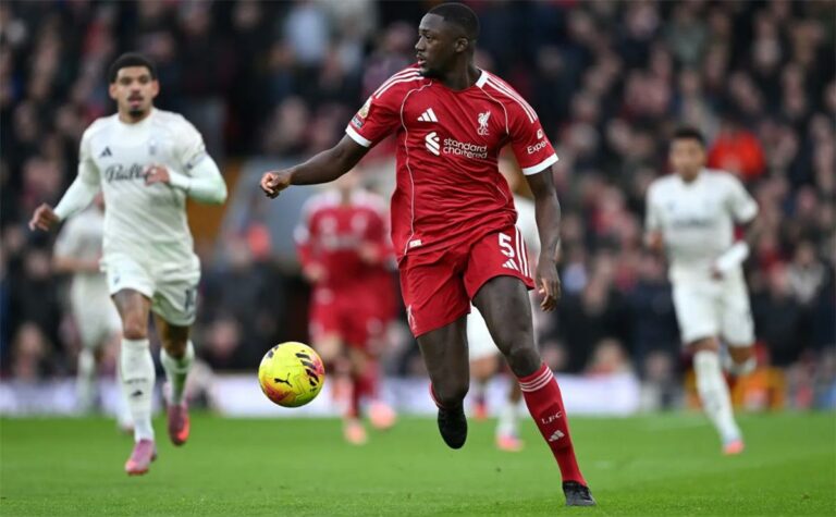 بايرن ميونخ يزاحم ريال مدريد على كوناتي.. وليفربول يحسم موقفه من بيعه