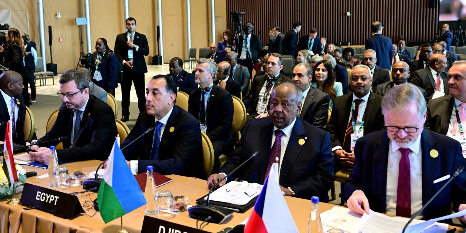 رئيس الوزراء يشارك بالقمة السابعة بين الاتحادين الأفريقى والأوروبى فى أنجولا.. صور