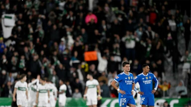 بشرى سارة في تدريبات ريال مدريد قبل مواجهة أولمبياكوس