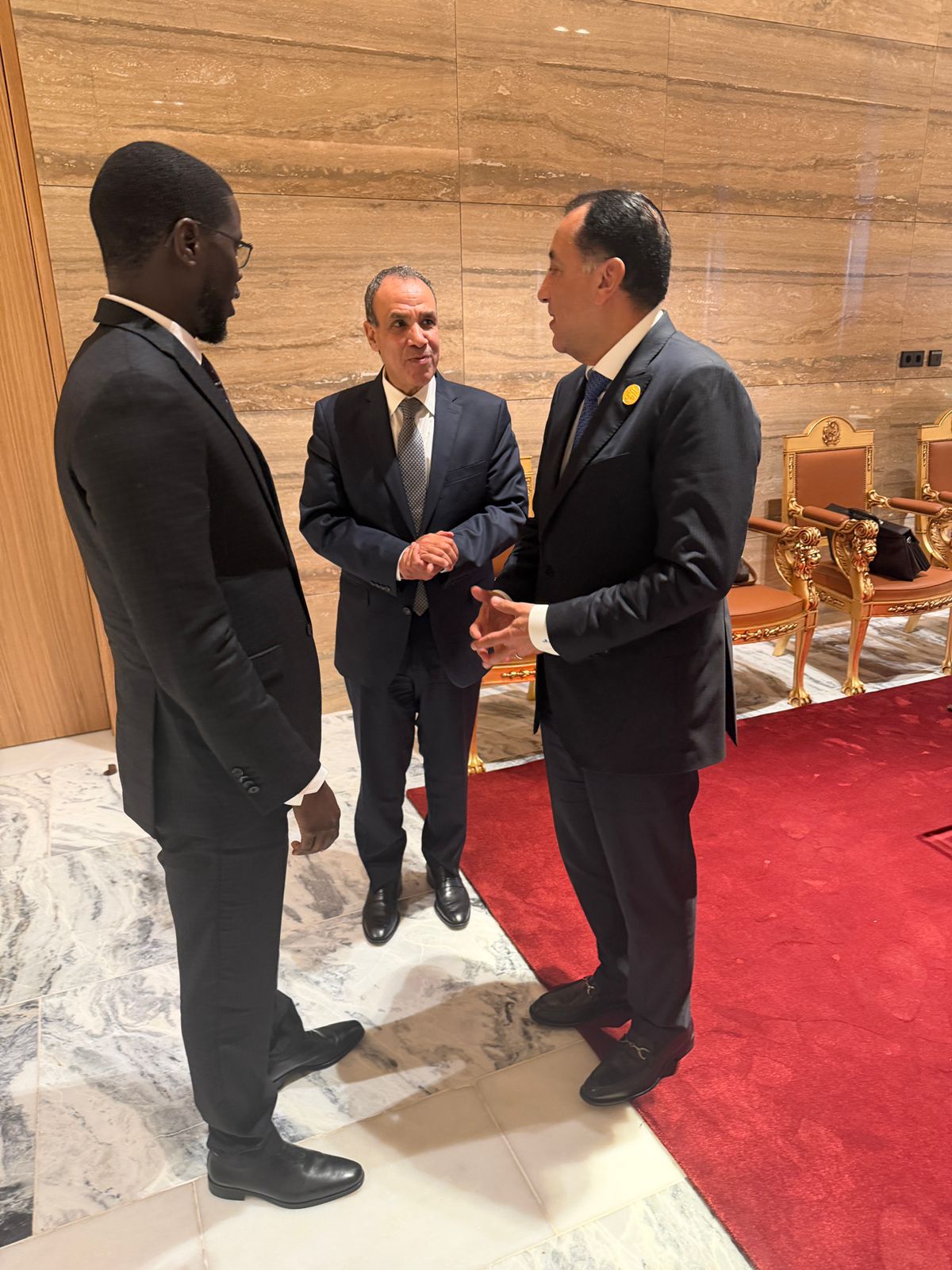 رئيس الوزراء يلتقي رئيس جمهورية السنغال.. صور