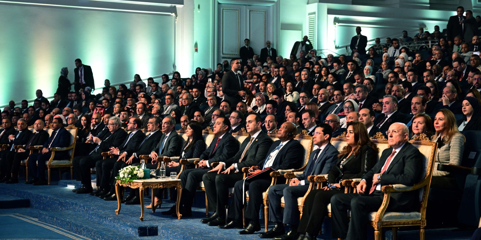 رئيس الوزراء يشارك في فعاليات الملتقى السنوي السادس للهيئة العامة للرعاية الصحية.. صور