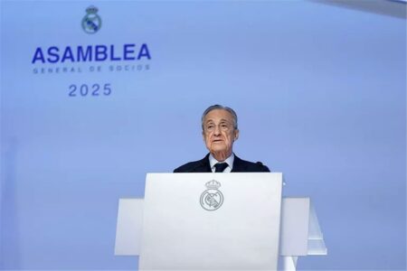 بيريز يرد على أنباء رحيله عن ريال مدريد بيريز يرد على أنباء رحيله عن ريال مدريد