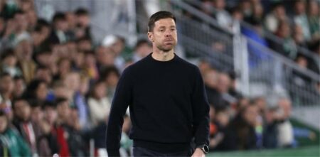 فالدانو: ألونسو يعاني الأمرين ويفتقد شيئًا هامًا في ريال مدريد