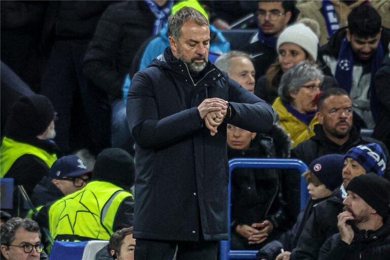 آس: توتر في العلاقة بين فليك ولاعب برشلونة