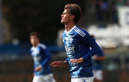 فابريجاس يحسم موقفه من عودة نيكو باز لـ ريال مدريد في يناير